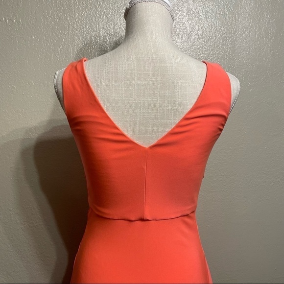 T Tahari Sleeveless Twist Front V Neck MIDI Dress Bright Salmon - Picture 9 of 13